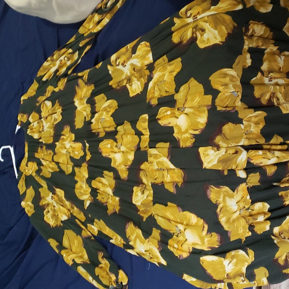 Large long sleeve spring dress green and yellow